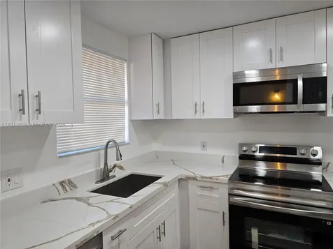 11477 NW 39th Court Coral Springs FL 33065