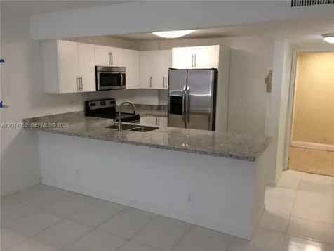 9143 SW 77 Avenue Miami FL 33156