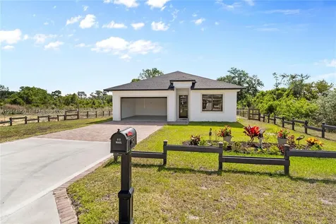 107 Marshall Avenue Lake Placid FL 33852