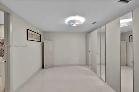 1800 S Ocean Drive Hallandale Beach FL 33009