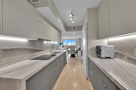 1800 S Ocean Drive Hallandale Beach FL 33009