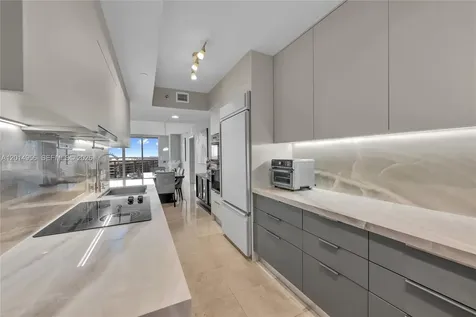 1800 S Ocean Drive Hallandale Beach FL 33009