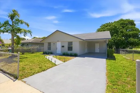 921 NW 5th Avenue Pompano Beach FL 33060