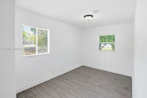 921 NW 5th Avenue Pompano Beach FL 33060