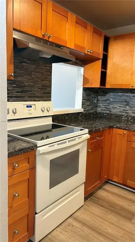 4334 NW 9th Avenue Deerfield Beach FL 33064
