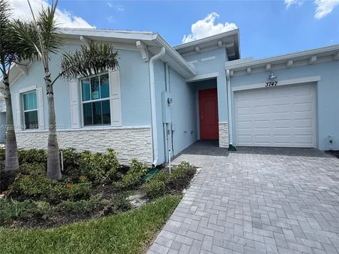 3747 Harborside Avenue Fort Pierce FL 34946