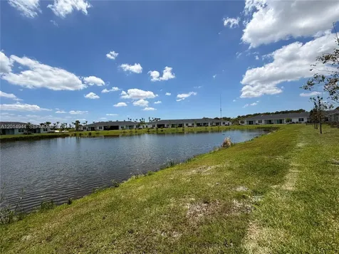 3747 Harborside Avenue Fort Pierce FL 34946