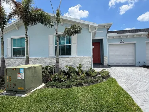 3747 Harborside Avenue Fort Pierce FL 34946