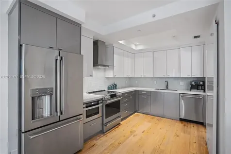 2130 Park Avenue Miami Beach FL 33139