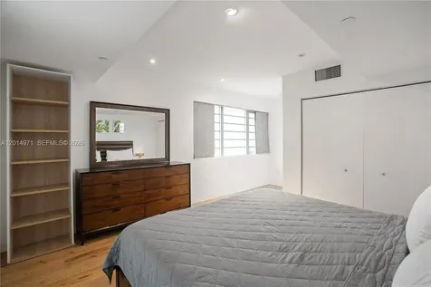 2130 Park Avenue Miami Beach FL 33139