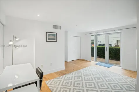 2130 Park Avenue Miami Beach FL 33139