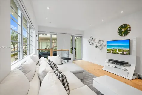 2130 Park Avenue Miami Beach FL 33139
