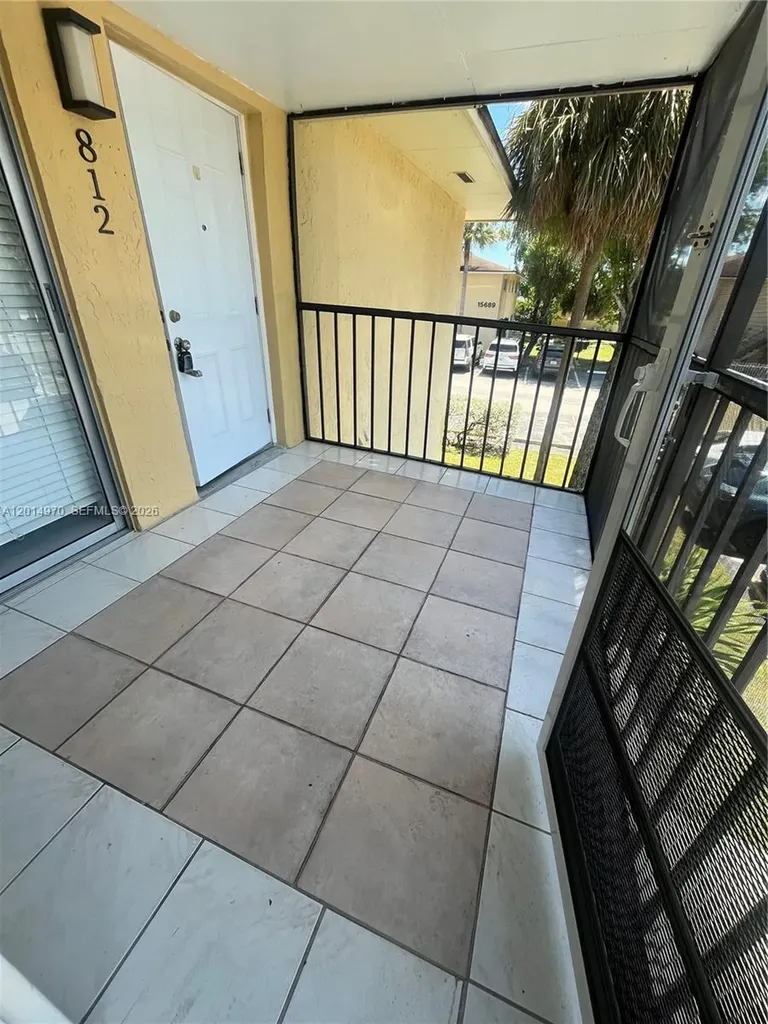 15609 SW 73rd Cir Terrace Miami FL 33193