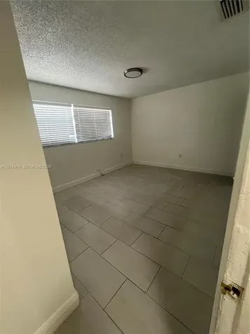 15609 SW 73rd Cir Terrace Miami FL 33193