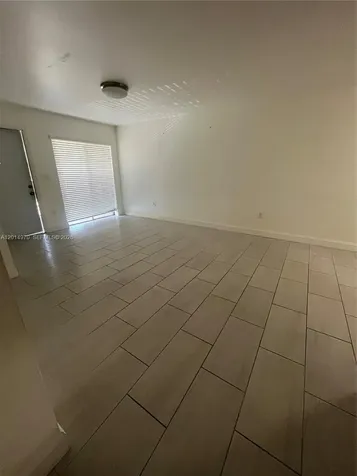 15609 SW 73rd Cir Terrace Miami FL 33193