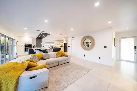 7541 SW 135th Avenue Miami FL 33183