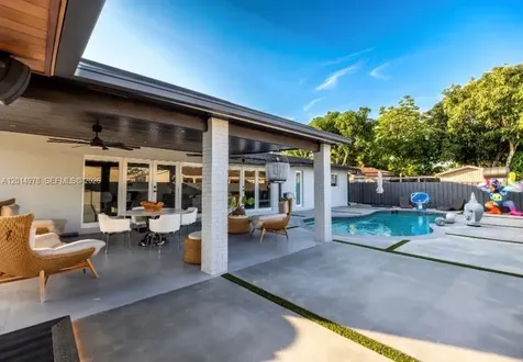 7541 SW 135th Avenue Miami FL 33183
