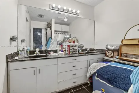 9131 NW 31st Place Sunrise FL 33351