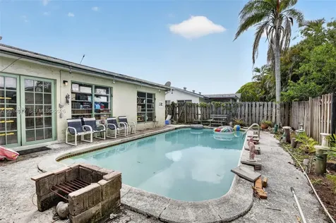 9131 NW 31st Place Sunrise FL 33351