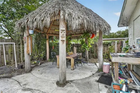 9131 NW 31st Place Sunrise FL 33351