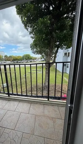 310 Fontainebleau Boulevard Miami FL 33172