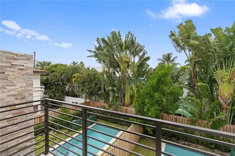 909 NE 16th Avenue Fort Lauderdale FL 33304