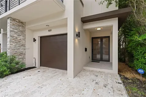 909 NE 16th Avenue Fort Lauderdale FL 33304