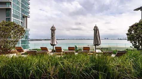650 NE 32nd Street Miami FL 33137