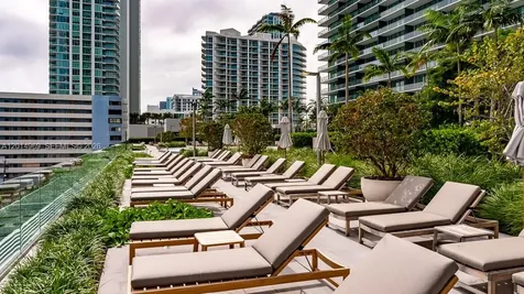 650 NE 32nd Street Miami FL 33137
