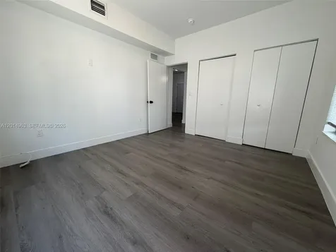 638 SW 21st Avenue Miami FL 33135
