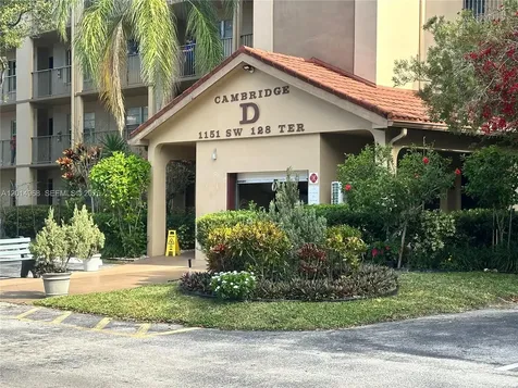 1151 SW 128th Terrace Pembroke Pines FL 33027
