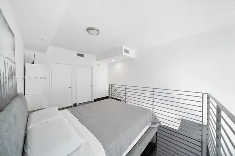 60 SW 13th Street Miami FL 33130