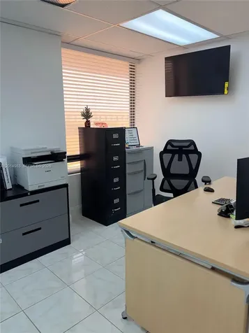 2100 W 76th Street Hialeah FL 33016