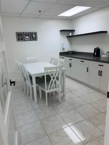2100 W 76th Street Hialeah FL 33016