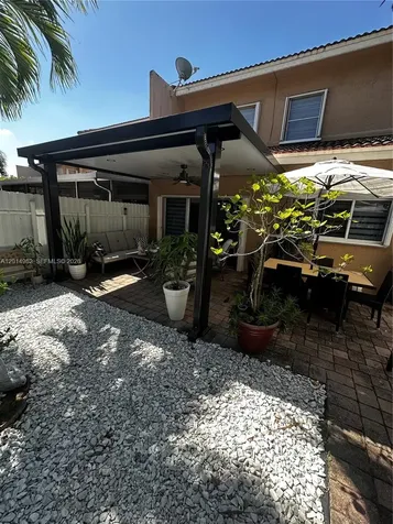8211 NW 191st Lane Hialeah FL 33015