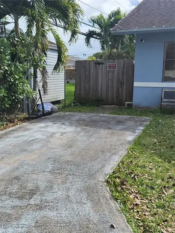 10332 SW 211th Street Cutler Bay FL 33189