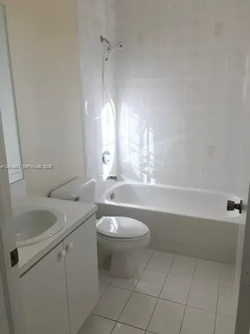 4945 N Harbor Isles Drive Dania Beach FL 33312