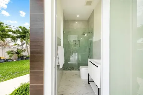 5815 SW 107th Place Miami FL 33173