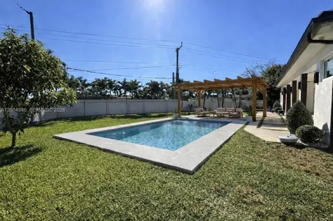 5815 SW 107th Place Miami FL 33173