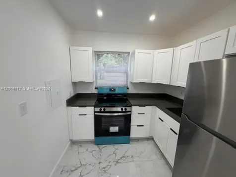 1909 Plunkett Street Hollywood FL 33020
