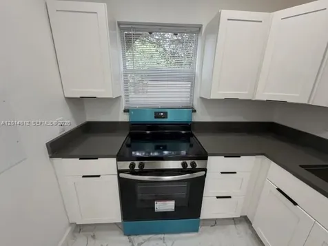 1909 Plunkett Street Hollywood FL 33020