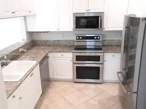 3371 Lakeside Drive Davie FL 33328