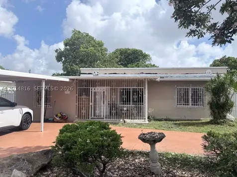 951 E 18th Street Hialeah FL 33013