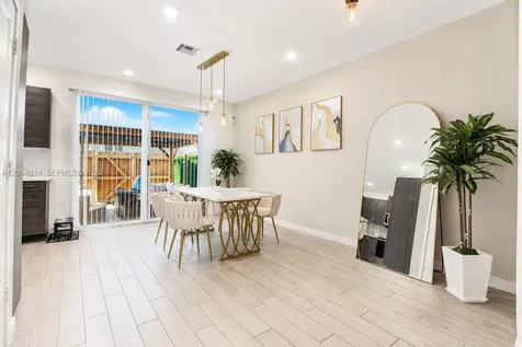 2382 SE 10th Street Homestead FL 33035