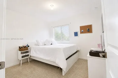 2382 SE 10th Street Homestead FL 33035