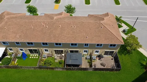 2382 SE 10th Street Homestead FL 33035