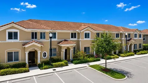 2382 SE 10th Street Homestead FL 33035