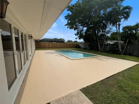 9620 Kendale Boulevard Miami FL 33176