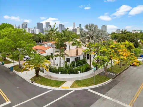 825 SW 23rd Road Miami FL 33129