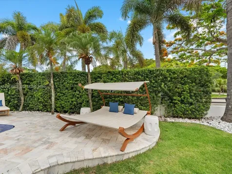 825 SW 23rd Road Miami FL 33129